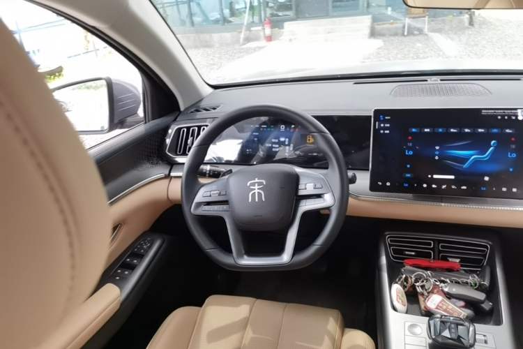 Used BYD Song Pro New Energy 2025 2nd Generation Intelligent Driving Version DM-i 75KM Leading Edition Steering Wheel