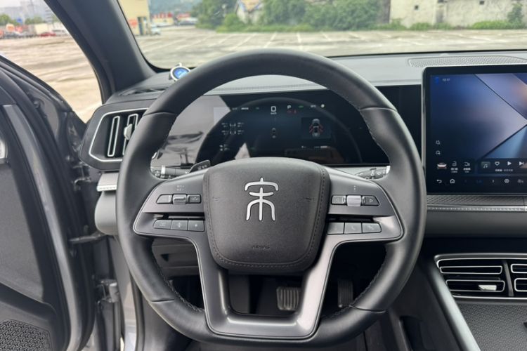 Used BYD Song Pro New Energy 2025 2nd Generation Intelligent Driving Version DM-i 75KM Leading Edition Steering Wheel