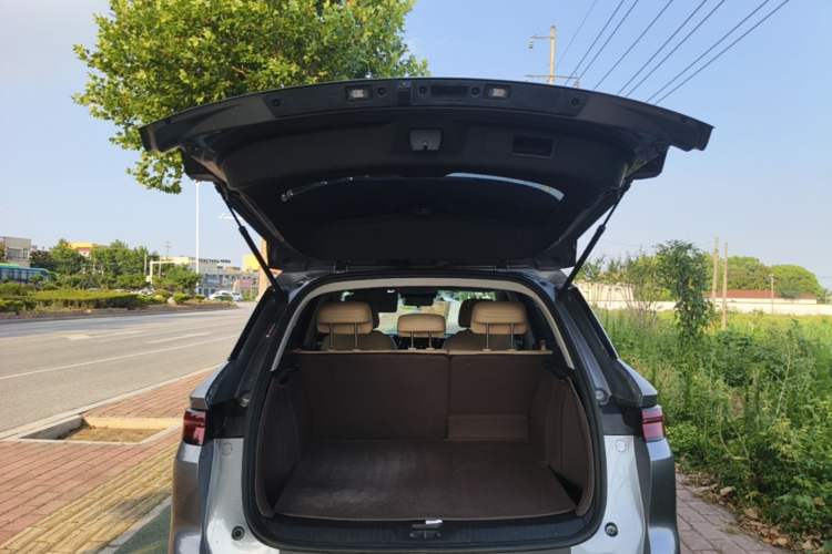 Used BYD Song Pro New Energy 2025 Second-Generation DM-i 75KM Leading Edition Trunk