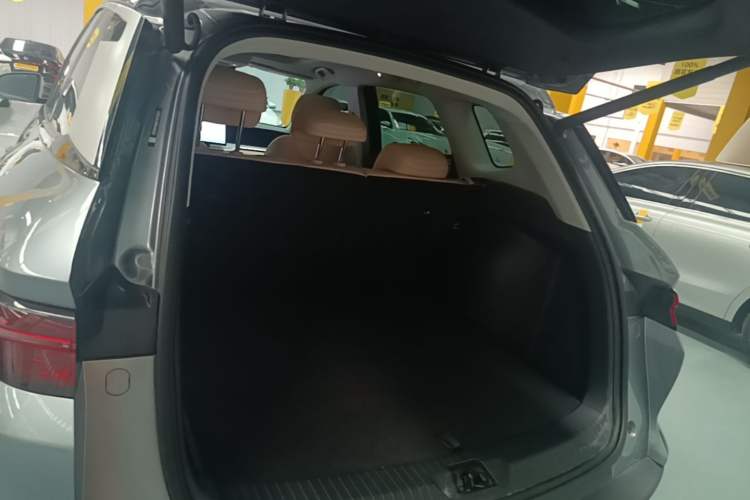 Used BYD Song Pro New Energy 2025 Second-Generation DM-i 75KM Overachiever Trim Trunk