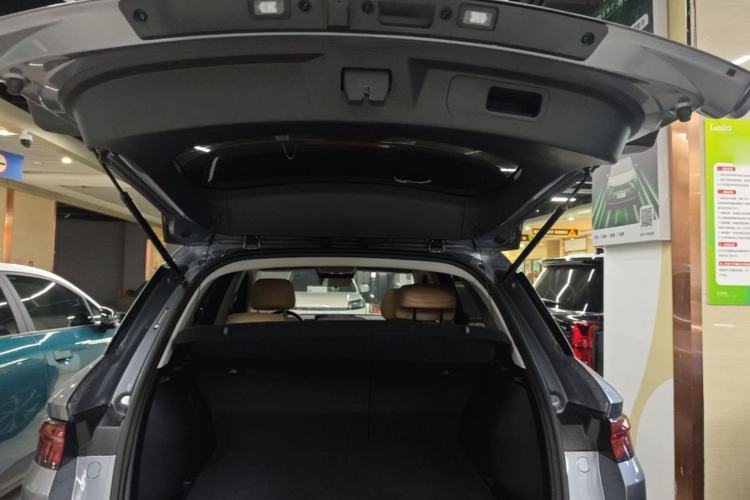 Used BYD Song Pro New Energy 2025 Second-Generation DM-i 75KM Leading Edition Trunk
