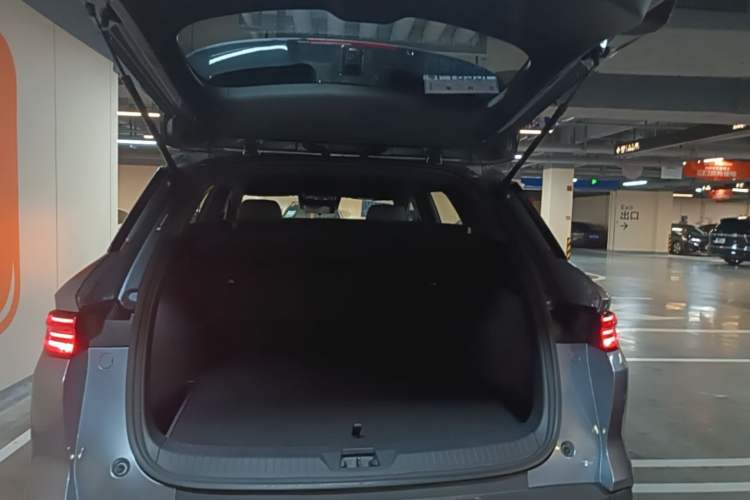 Used BYD Song Pro New Energy 2025 2nd Generation Intelligent Driving Version DM-i 75KM Leading Edition Trunk