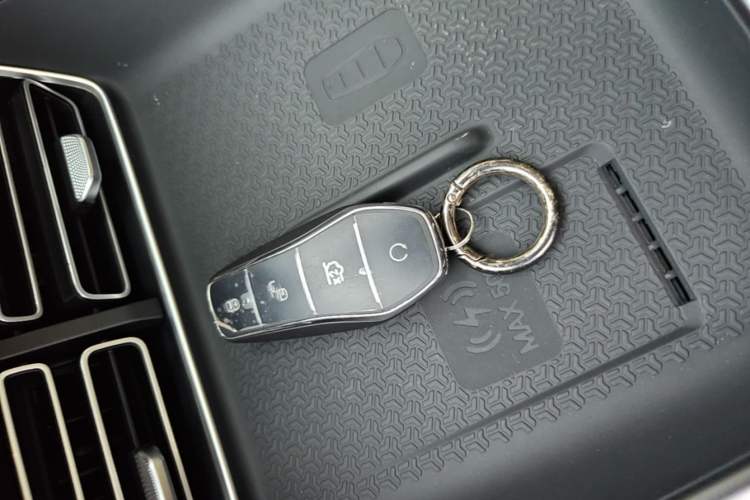 Used BYD Song Pro New Energy 2025 Second-Generation DM-i 115KM Excellence Version Vehicle Key