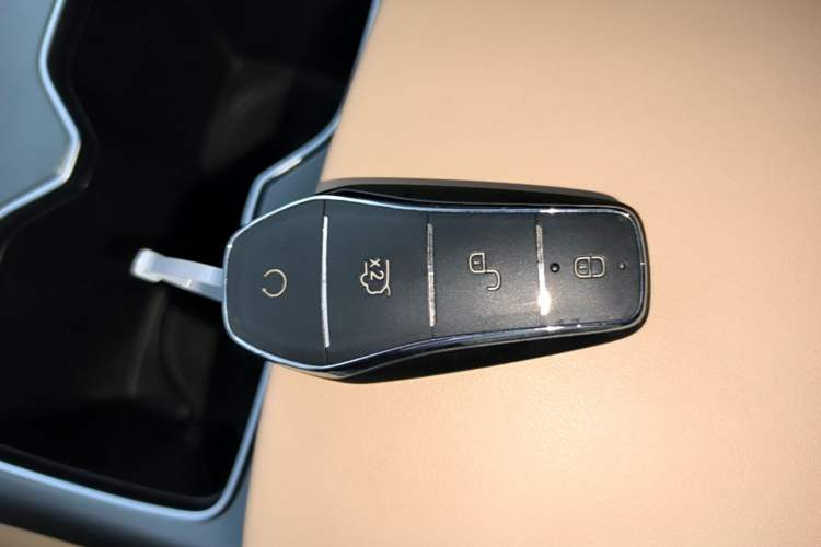 Used BYD Song Pro New Energy 2025 Second-Generation DM-i 75KM Leading Edition Vehicle Key