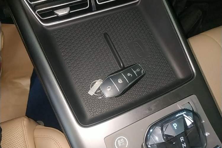 Used BYD Song Pro New Energy 2025 Second-Generation DM-i 75KM Overachiever Trim Vehicle Key