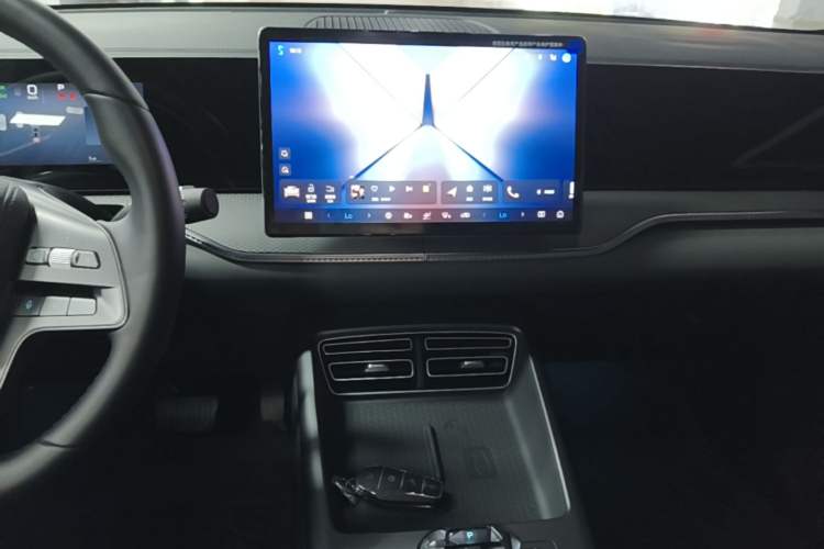 Used BYD Song Pro New Energy 2025 2nd Generation Intelligent Driving Version DM-i 75KM Leading Edition Audio And AC Panel