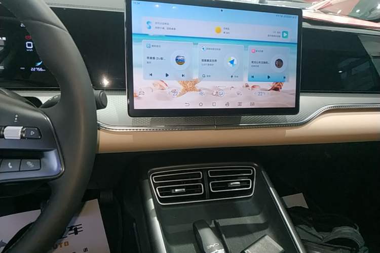 Used BYD Song Pro New Energy 2025 Second-Generation DM-i 75KM Leading Edition Audio And AC Panel