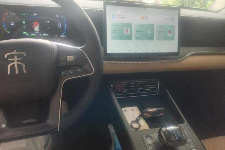 Used BYD Song Pro New Energy 2025 Second-Generation DM-i 75KM Overachiever Trim Audio And AC Panel