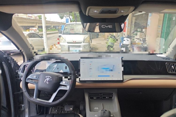 Used BYD Song Pro New Energy 2025 Second-Generation Intelligent Driving Version DM-i 115KM Excellence Edition Center Console