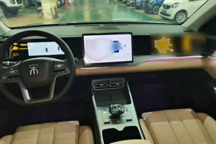 Used BYD Song Pro New Energy 2025 2nd Generation Intelligent Driving Version DM-i 75KM Overachiever Trim Center Console