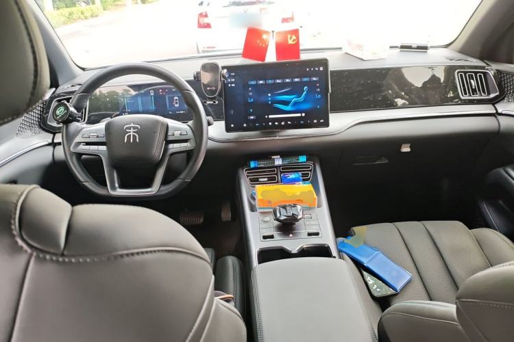 Used BYD Song Pro New Energy 2025 2nd Generation Intelligent Driving Version DM-i 75KM Leading Edition Center Console