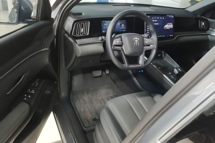 Used BYD Song Pro New Energy 2025 2nd Generation Intelligent Driving Version DM-i 75KM Leading Edition Driver Seat