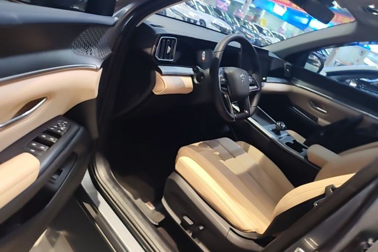 Used BYD Song Pro New Energy 2025 Second-Generation DM-i 75KM Overachiever Trim Driver Seat