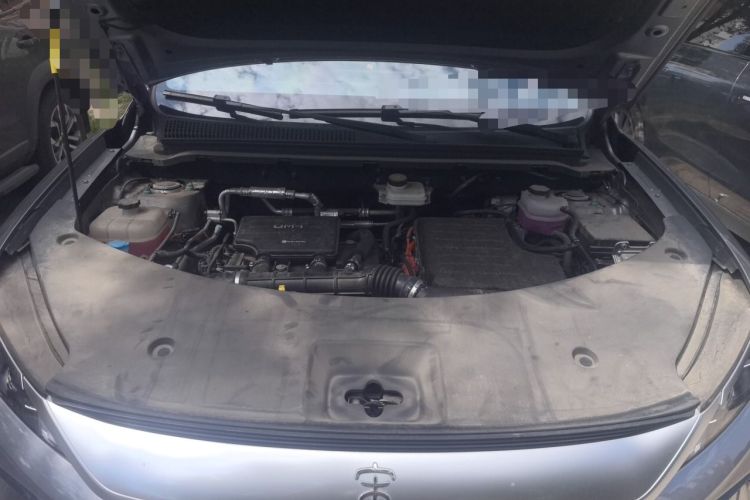 Used BYD Song Pro New Energy 2025 Second-Generation DM-i 75KM Leading Edition Engine Bay
