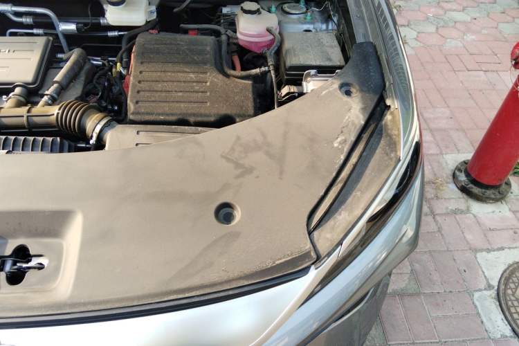 Used BYD Song Pro New Energy 2025 2nd Generation Intelligent Driving Version DM-i 75KM Leading Edition Engine Bay Left