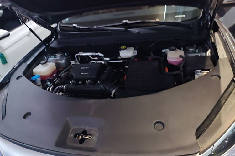 Used BYD Song Pro New Energy 2025 Second-Generation DM-i 75KM Overachiever Trim Engine Bay