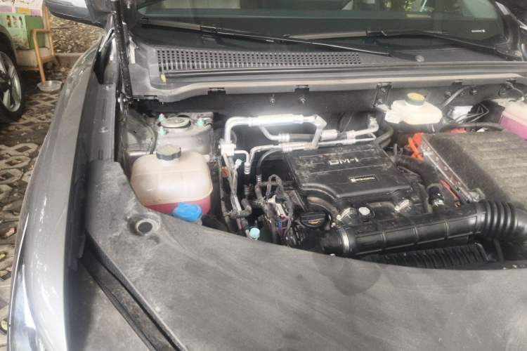 Used BYD Song Pro New Energy 2025 Second-Generation DM-i 75KM Overachiever Trim Engine Bay Right