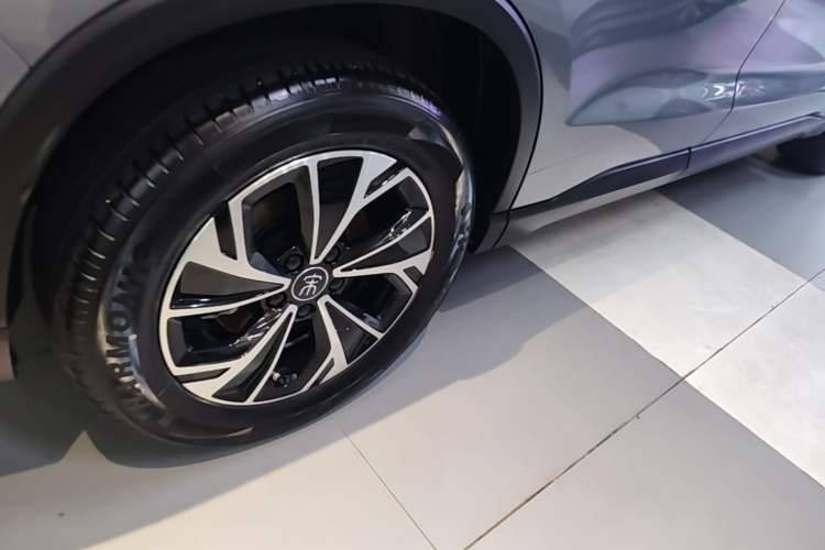 Used BYD Song Pro New Energy 2025 Second-Generation DM-i 75KM Overachiever Trim Exterior 5