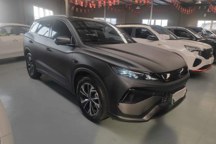 Used BYD Song Pro New Energy 2025 2nd Generation Intelligent Driving Version DM-i 75KM Overachiever Trim Front Right 45 Deg