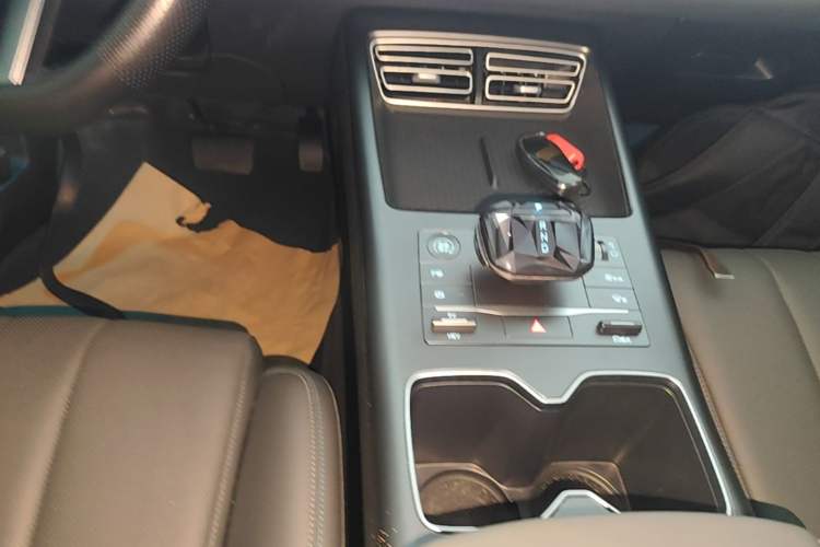 Used BYD Song Pro New Energy 2025 2nd Generation Intelligent Driving Version DM-i 75KM Leading Edition Gear Lever