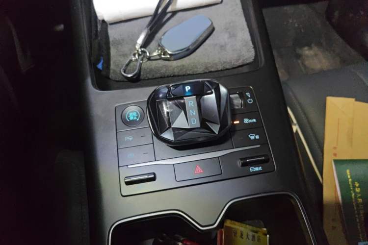 Used BYD Song Pro New Energy 2025 2nd Generation Intelligent Driving Version DM-i 75KM Leading Edition Gear Lever