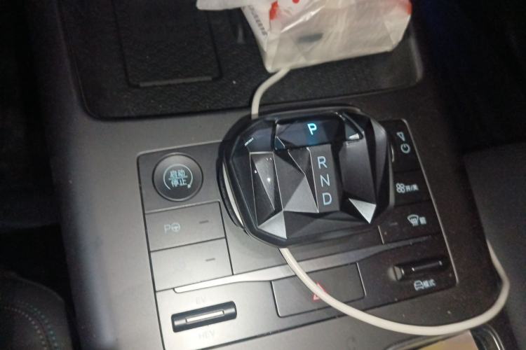 Used BYD Song Pro New Energy 2025 Second-Generation Intelligent Driving Version DM-i 115KM Superior Trim Gear Lever