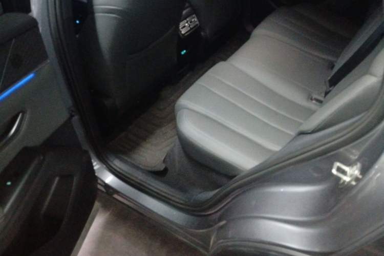 Used BYD Song Pro New Energy 2025 Second-Generation Intelligent Driving Version DM-i 115KM Superior Trim Interior 4