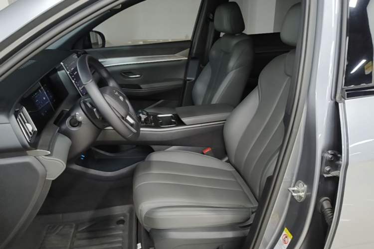 Used BYD Song Pro New Energy 2025 2nd Generation Intelligent Driving Version DM-i 75KM Leading Edition Left Front Seat