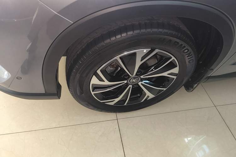 Used BYD Song Pro New Energy 2025 2nd Generation Intelligent Driving Version DM-i 75KM Leading Edition Left Front Wheel Hub