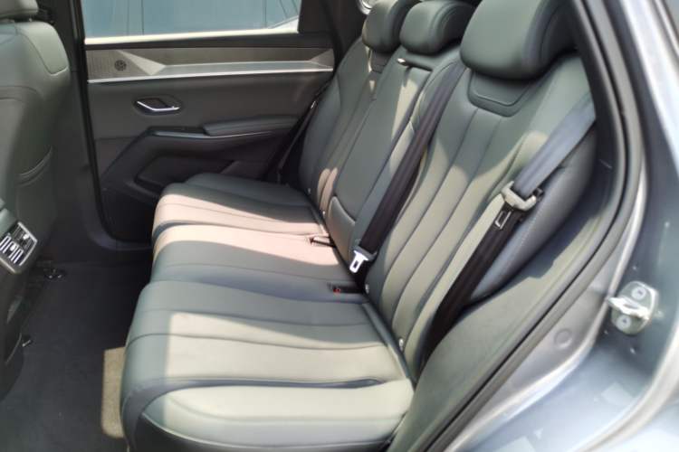 Used BYD Song Pro New Energy 2025 Second-Generation Intelligent Driving Version DM-i 115KM Superior Trim Left Rear Seat