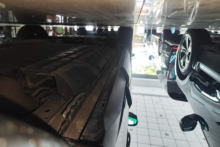 Used BYD Song Pro New Energy 2025 2nd Generation Intelligent Driving Version DM-i 75KM Leading Edition Left Side Sill