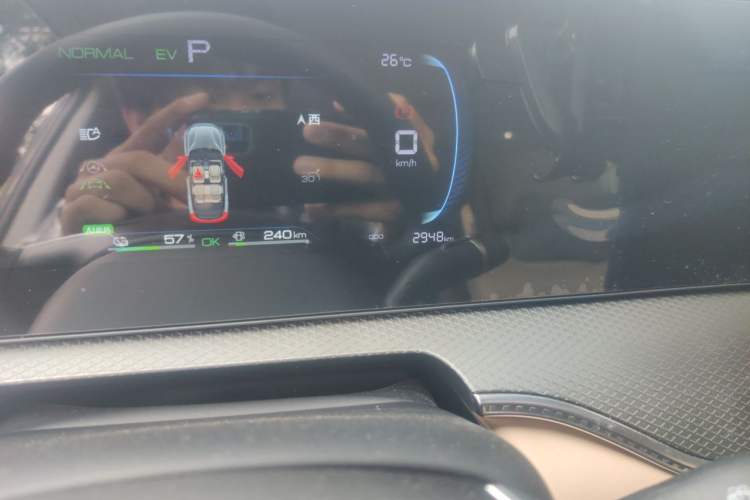 Used BYD Song Pro New Energy 2025 2nd Generation Intelligent Driving Version DM-i 75KM Overachiever Trim Odometer Close Up