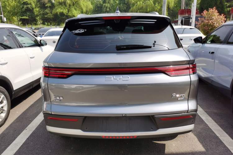 Used BYD Song Pro New Energy 2025 Second-Generation Intelligent Driving Version DM-i 115KM Superior Trim Rear