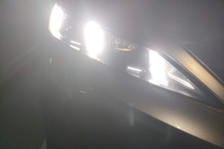 Used BYD Song Pro New Energy 2025 Second-Generation DM-i 115KM Overachiever Trim Right Front Headlight
