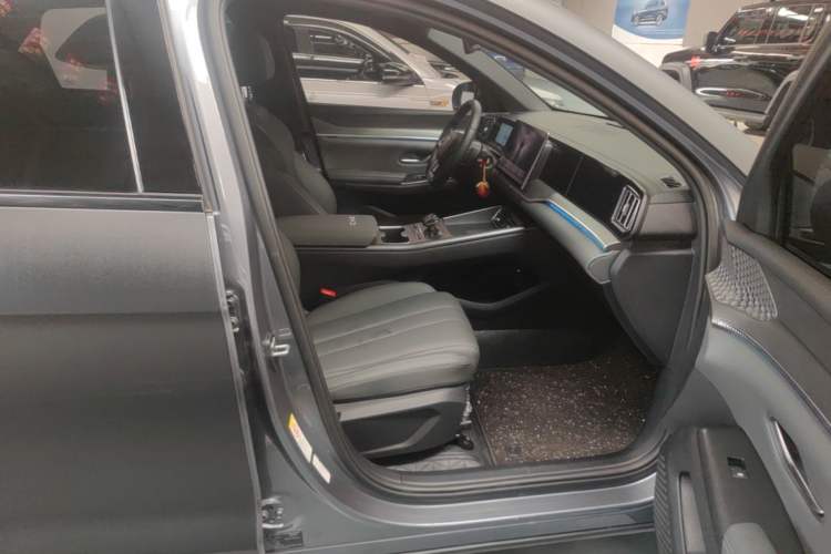 Used BYD Song Pro New Energy 2025 2nd Generation Intelligent Driving Version DM-i 75KM Overachiever Trim Right Front Seat
