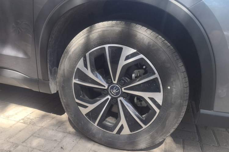 Used BYD Song Pro New Energy 2025 Second-Generation DM-i 75KM Leading Edition Right Front Wheel Hub
