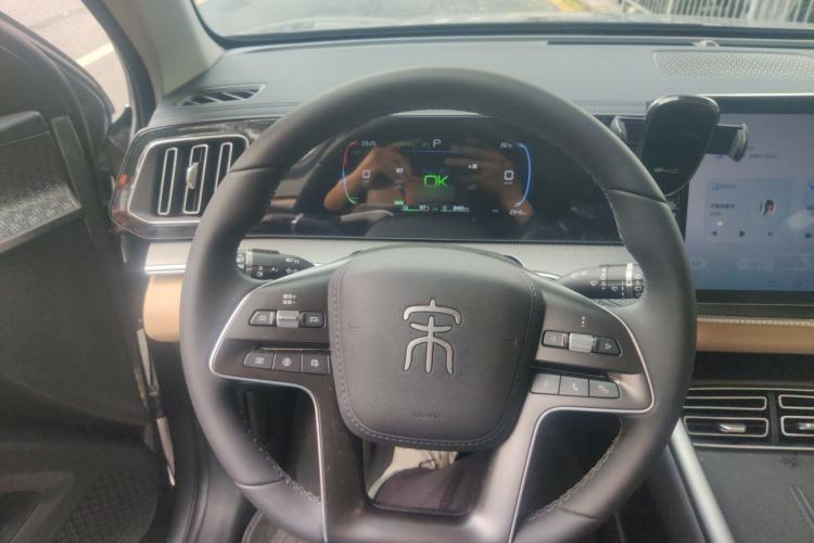 Used BYD Song Pro New Energy 2025 2nd Generation Intelligent Driving Version DM-i 75KM Overachiever Trim Steering Wheel