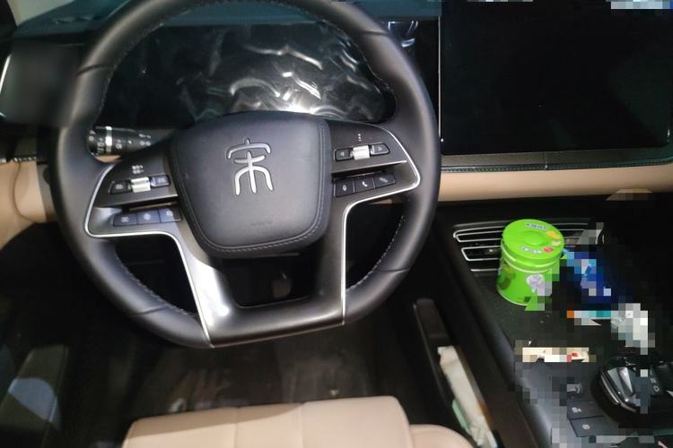Used BYD Song Pro New Energy 2025 Second-Generation DM-i 115KM Overachiever Trim Steering Wheel