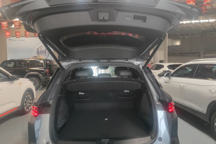 Used BYD Song Pro New Energy 2025 2nd Generation Intelligent Driving Version DM-i 75KM Overachiever Trim Trunk