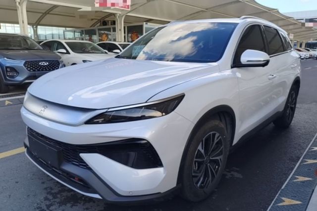 BYD Song Pro New Energy 2025 Second-Generation DM-i 115KM Overachiever Trim مستعملة
