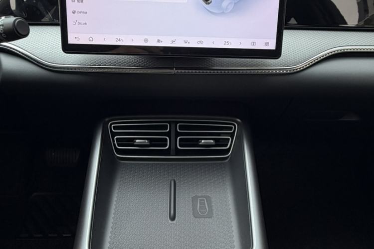 Used BYD Song Pro New Energy 2025 2nd Generation Intelligent Driving Version DM-i 75KM Leading Edition Audio And AC Panel