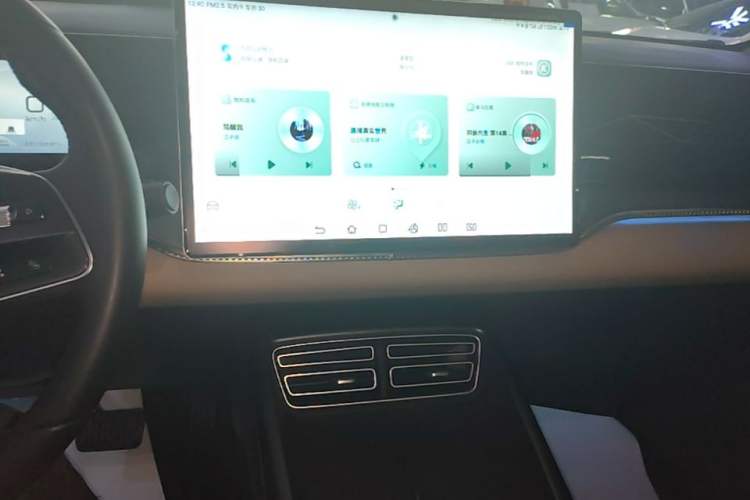 Used BYD Song Pro New Energy 2025 Second-Generation DM-i 115KM Excellence Version Audio And AC Panel
