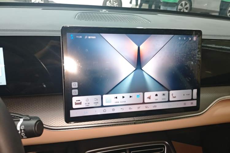 Used BYD Song Pro New Energy 2025 2nd Generation Intelligent Driving Version DM-i 75KM Leading Edition Audio And AC Panel
