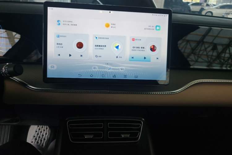 Used BYD Song Pro New Energy 2025 Second-Generation DM-i 75KM Leading Edition Audio And AC Panel