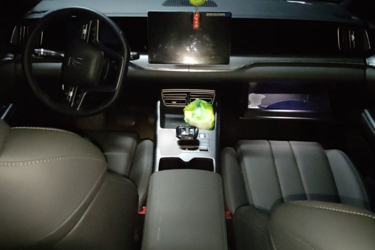 Used BYD Song Pro New Energy 2025 2nd Generation Intelligent Driving Version DM-i 75KM Leading Edition Center Console