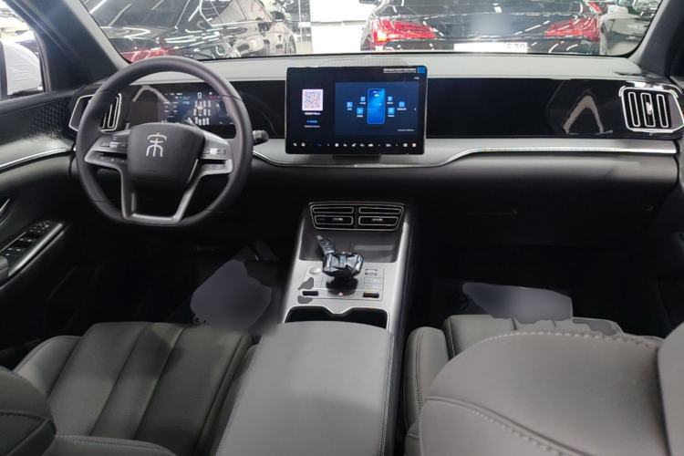 Used BYD Song Pro New Energy 2025 Second-Generation DM-i 75KM Leading Edition Center Console