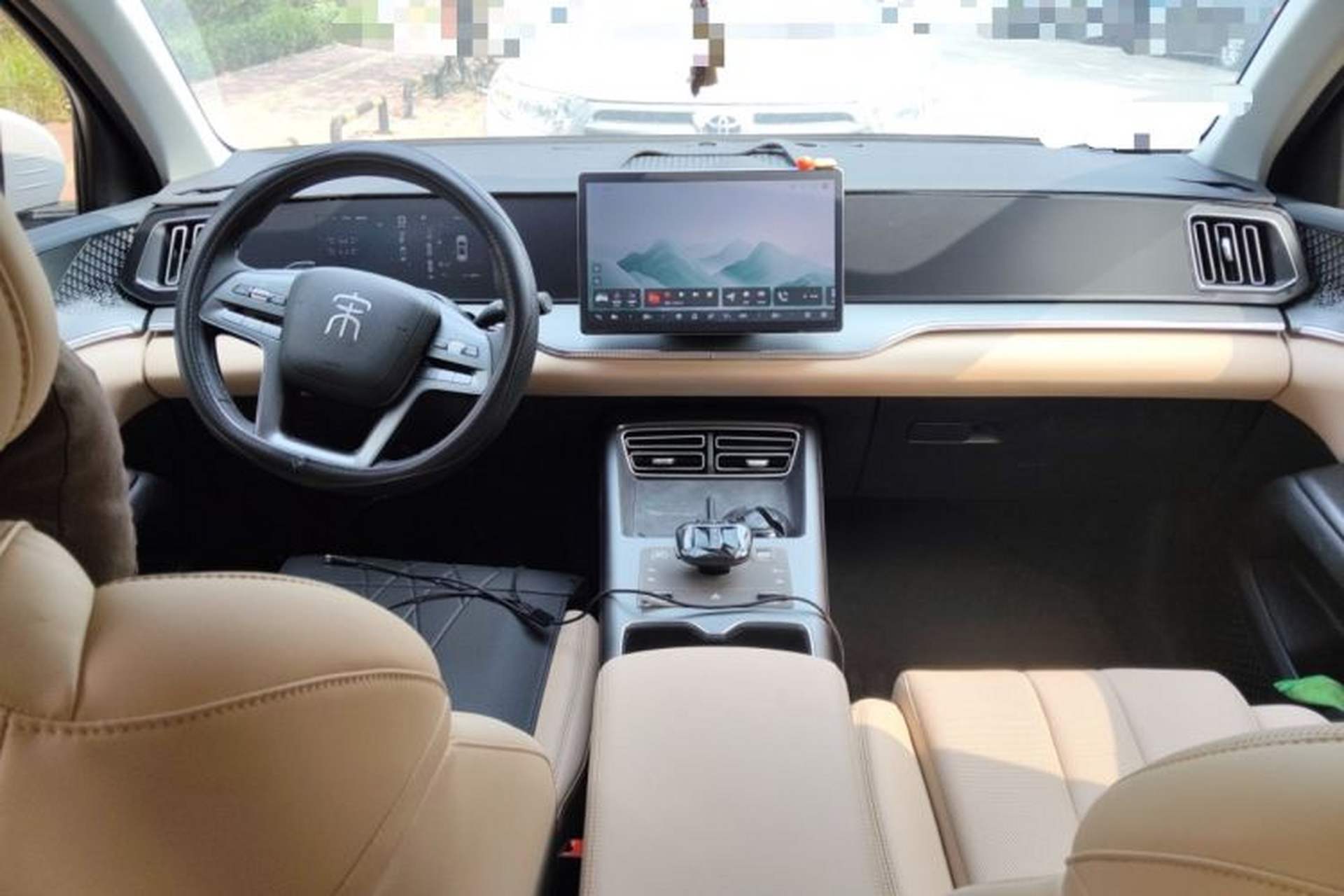 Used BYD Song Pro New Energy 2025 2nd Generation Intelligent Driving Version DM-i 75KM Leading Edition Center Console