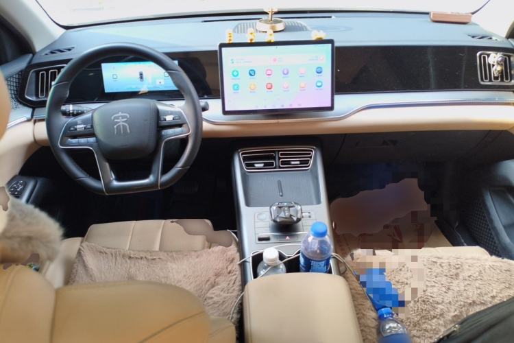 Used BYD Song Pro New Energy 2025 Second-Generation DM-i 115KM Overachiever Trim Center Console