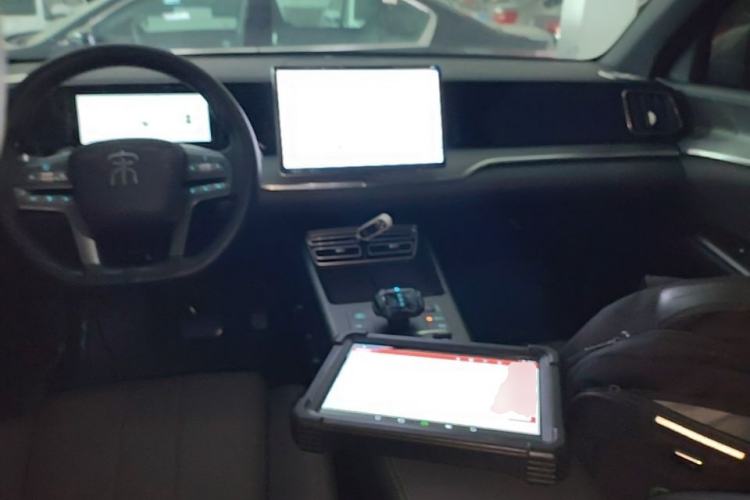 Used BYD Song Pro New Energy 2025 2nd Generation Intelligent Driving Version DM-i 75KM Leading Edition Center Console