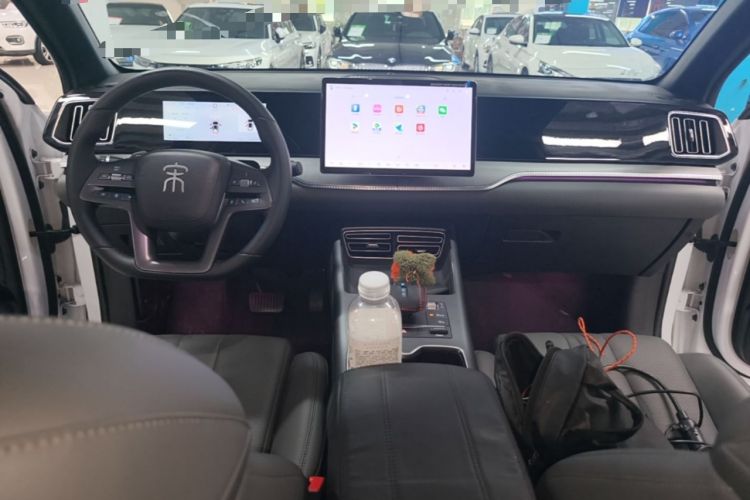 Used BYD Song Pro New Energy 2025 Second-Generation Intelligent Driving Version DM-i 115KM Superior Trim Center Console